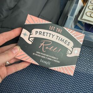 Benefit Pretty Times Roll Makeup Set - Pink and Black